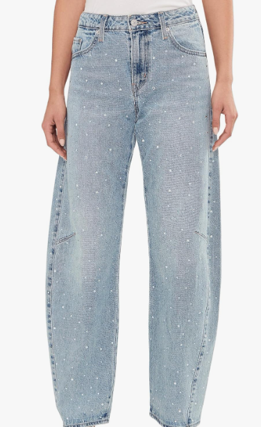 Stylish model showcasing a complete outfit featuring Levi's Women's Baggy Dad Barrel.